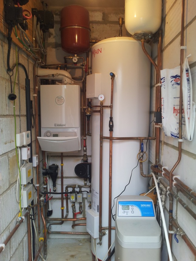 Vaillant boiler and Unvented hot water cylinder