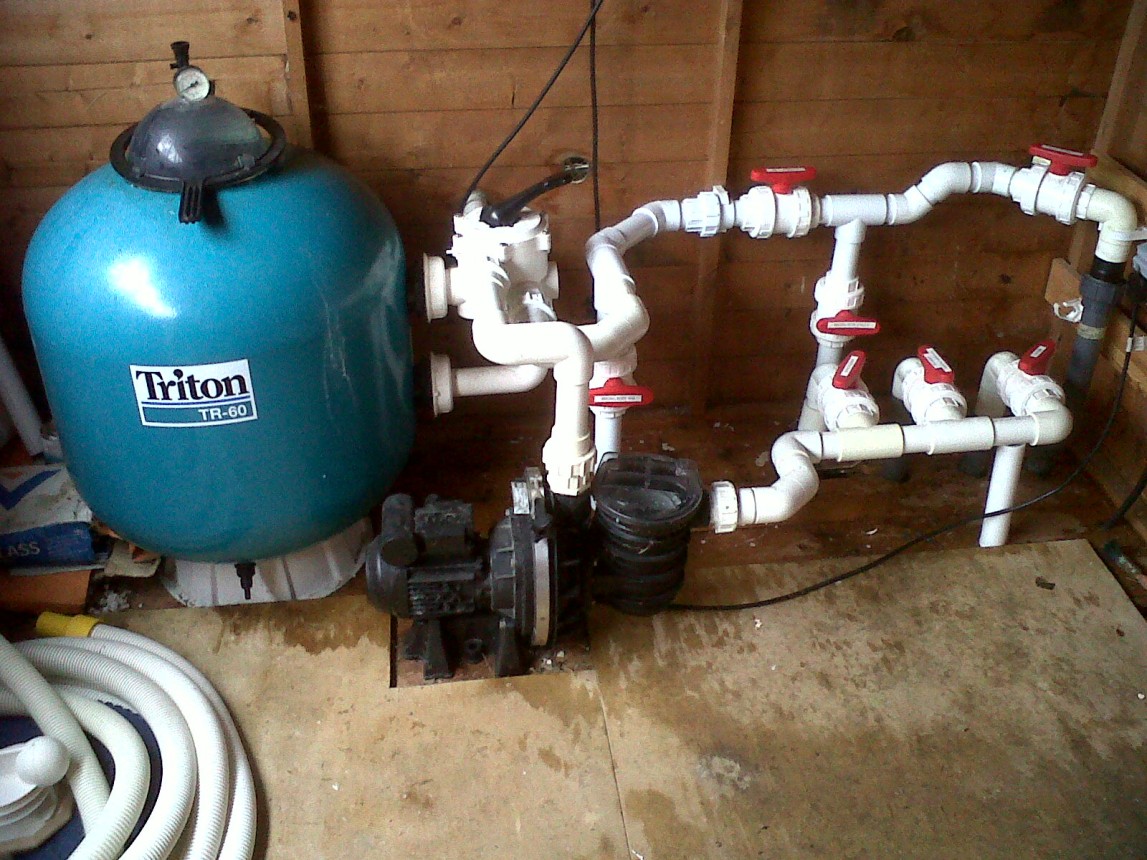 Swimming Pool Filter pipework by LWL Heating