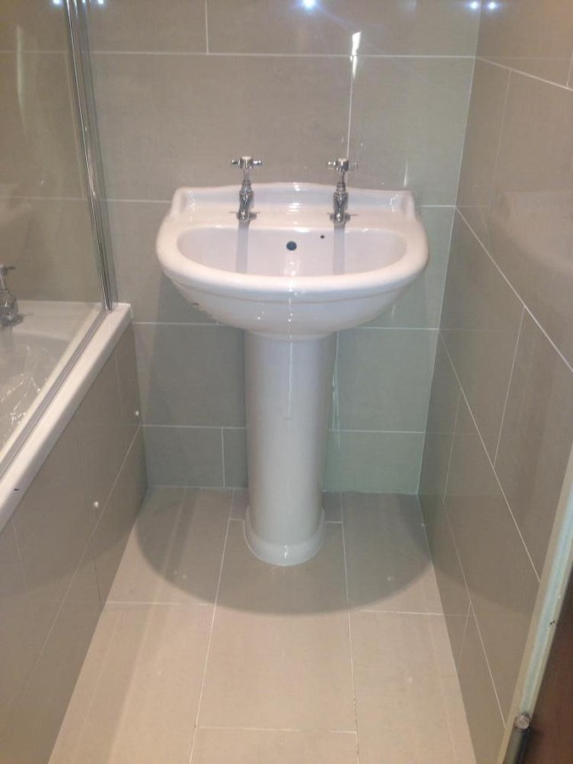 New bathroom suit installed & tiled